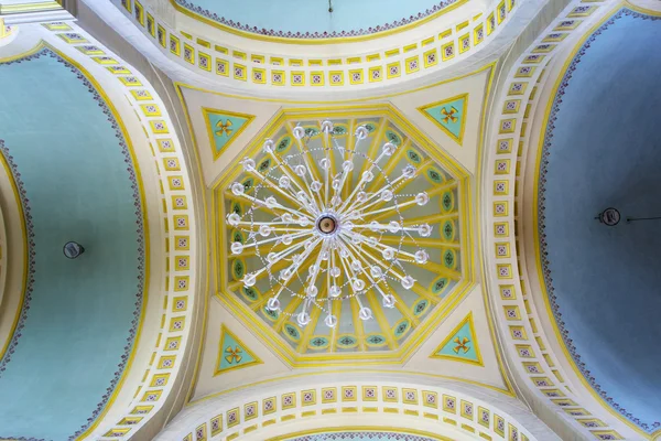 Plafond van kerk interieur — Stockfoto