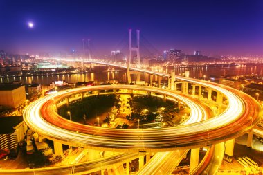 Işıklı yol kavşak ve trafik yollar