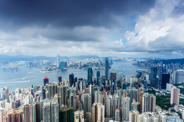 Uitzicht op de skyline en de skyline van Hong Kong — Stockfoto