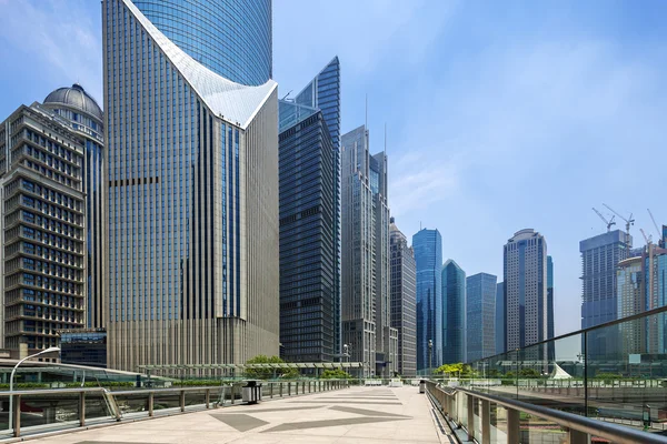 Edificios modernos y puntos de referencia en Shanghai —  Fotos de Stock