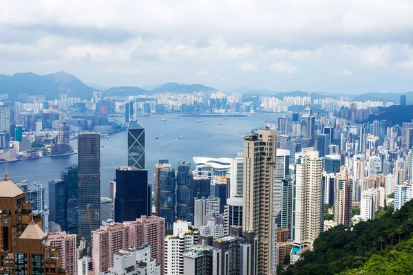 Uitzicht op de skyline en de skyline van Hong Kong — Stockfoto