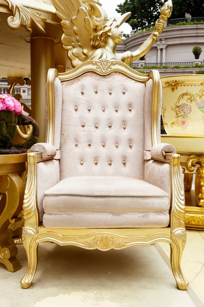 Cadeira e mobiliário de luxo — Fotografia de Stock