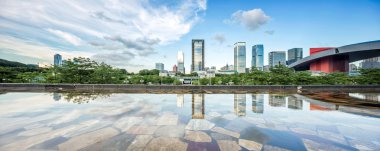 Shenzhen su gökdelenler