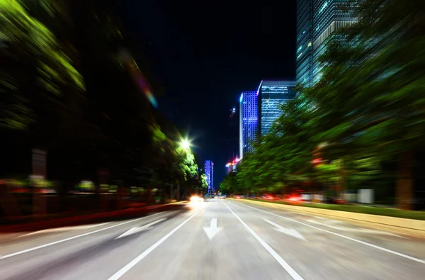 Night scene of street and park — Stock Photo, Image