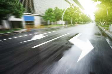 asfalt yol, modern bir şehir