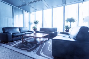 dinlenme odasında modern ofis binası