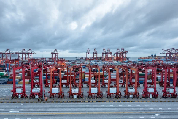 Průmyslový přístav v přístavu Shanghai — Stock fotografie