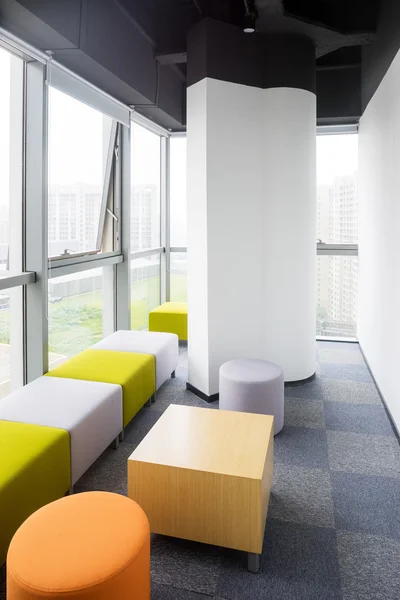 Zone für Ruhe und Arbeit im Büro — Stockfoto