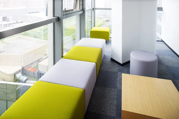 Zone für Ruhe und Arbeit im Büro — Stockfoto