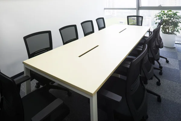 Interieur van de vergaderzaal in moder office — Stockfoto