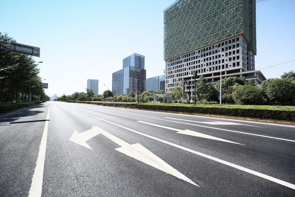 Asphaltstraße in Morden City — Stockfoto