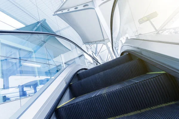 Keine Rolltreppe in der Halle — Stockfoto