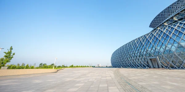 Dış yapı ile boş yere