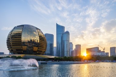 waterfront ile modern binalar