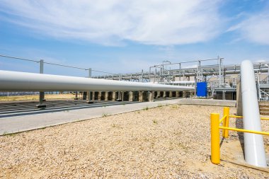 petrol rafineri tesisi yapısını