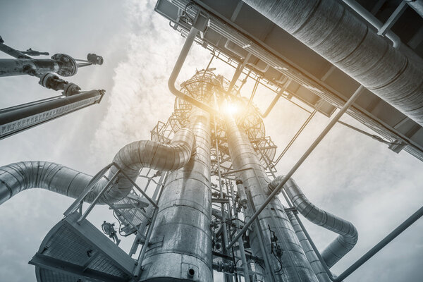 структура завода по переработке нефти
