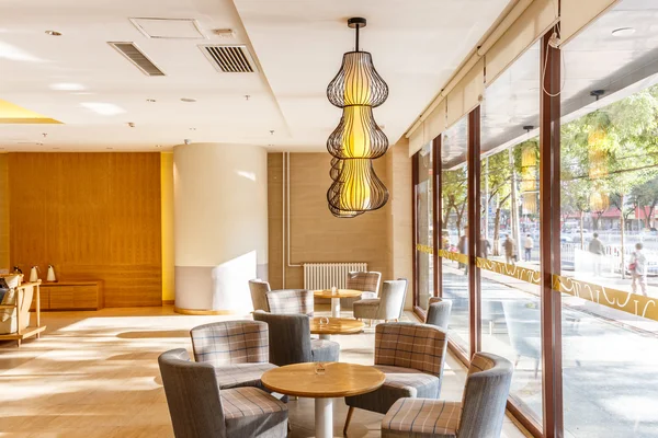 Interieur Van Restaurant Met Moderne Inrichting — Stockfoto