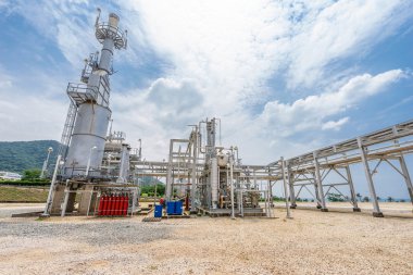 Ekipmanları, boru hattı ve tank petrol rafineri tesisi