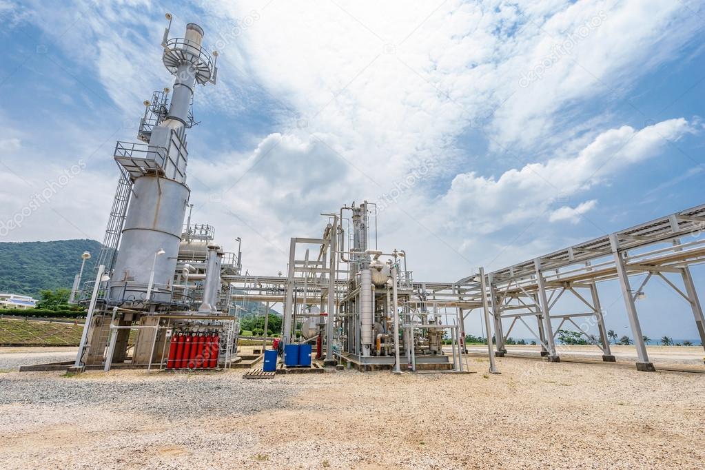 equipment, pipeline and tank of oil refinery plant