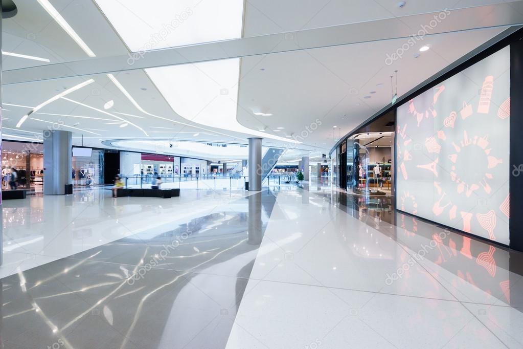 Store hallway 2024