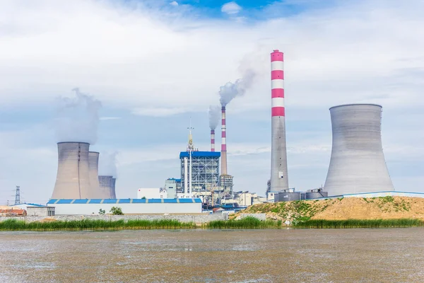 Paisaje de la central eléctrica —  Fotos de Stock