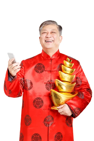 Alter Mann mit Mandarine im chinesischen Neujahr — Stockfoto