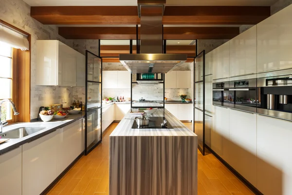 现代厨房的内部 — 图库照片