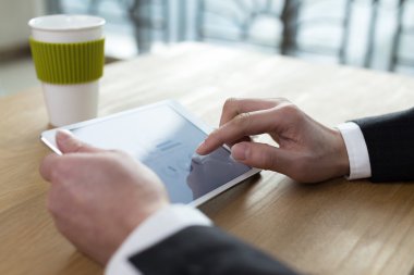 Mali tablo raporda denetimi işadamı