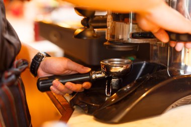 çalışma içinde kafe ya da Restoran garson