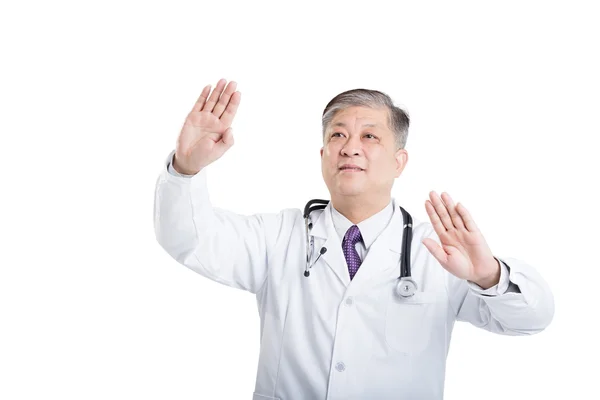 Asya adam doktor stetoskop ile — Stok fotoğraf