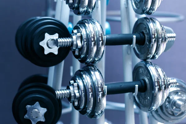 Equipo en el moderno gimnasio —  Fotos de Stock