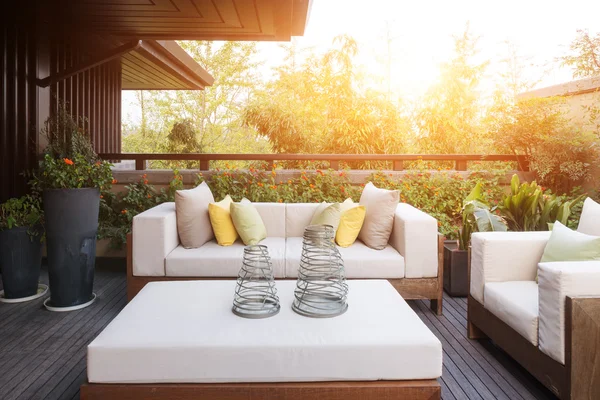 Tasarım ve modern veranda mobilya — Stok fotoğraf