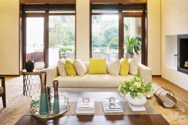 Modern oturma odasının içi. 