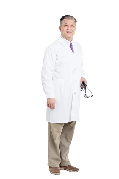 Gamla asiatiska man läkare leende — Stockfoto