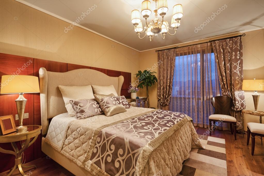 interieur van luxe slaapkamers — Stockfoto © zhudifeng #96639286 interieur van luxe slaapkamers — Stockfoto © zhudifeng #96639286