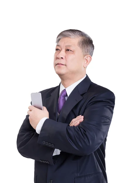 Vieil homme d'affaires asiatique avec téléphone mobile — Photo