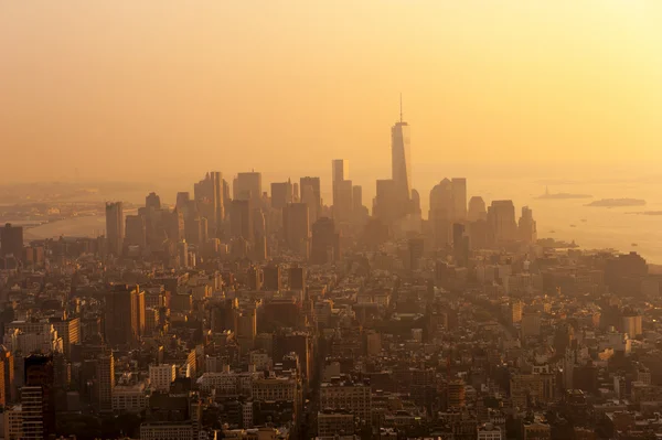 Zonsondergang op Manhattan — Stockfoto