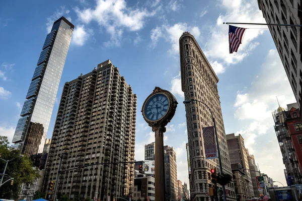 Edifício de ferro plano — Fotografia de Stock