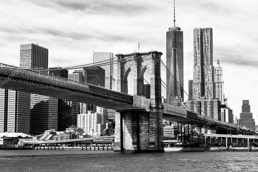 Black and White New York Skyline