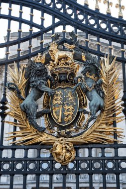 Buckingham Sarayı Kapısı