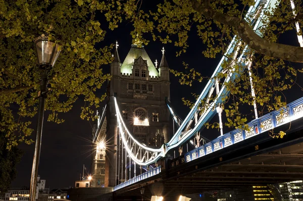 Mostu Tower bridge nocą — Zdjęcie stockowe