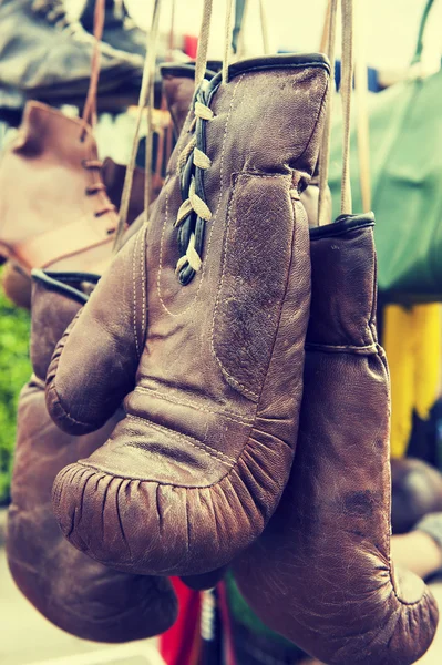 Vintage bokshandschoenen — Stockfoto