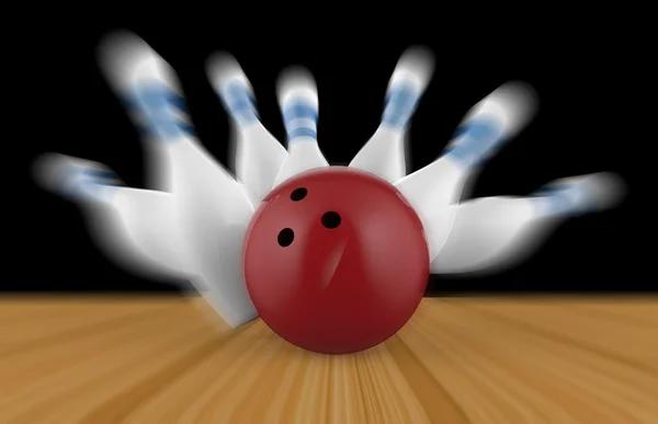 Rozptýlené kuželkové a bowlingovou kouli na dřevěnou podlahu — Stock fotografie