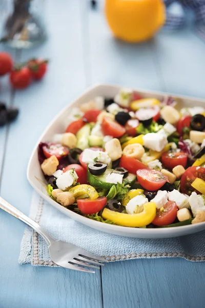 Dieta y ensalada mediterránea saludable — Foto de Stock