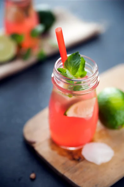 Delicious melon and lime drink — Stock Photo, Image