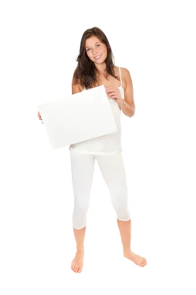 Retrato Comprimento Total Uma Mulher Alegre Lindo Segurando Cartaz Branco — Fotografia de Stock