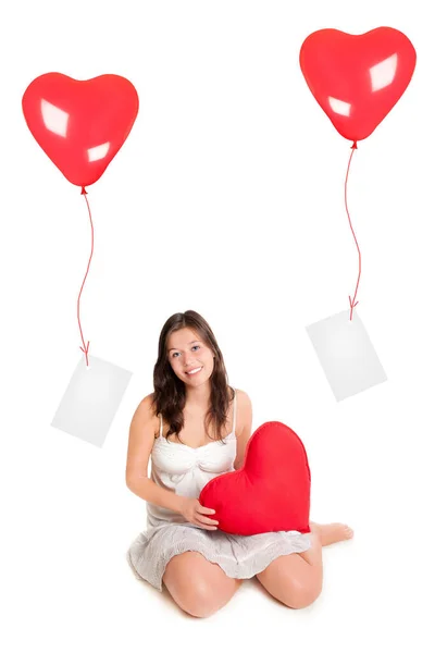 Linda Chica Sosteniendo Una Almohada Roja Del Corazón Dos Globos —  Fotos de Stock