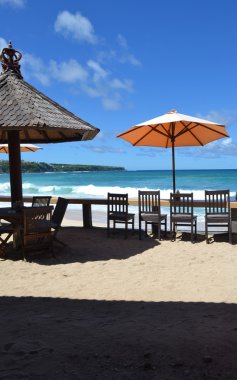 Okyanus dalgaları ve Beach çizgi