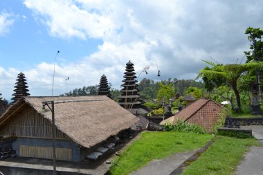 Bessakih sakral meditasyon tapınakta Bali Adası