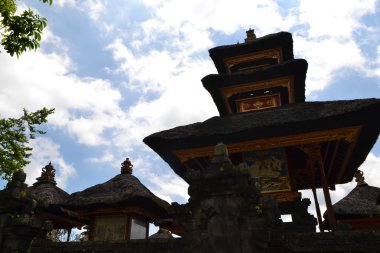 Bessakih sakral meditasyon tapınakta Bali Adası